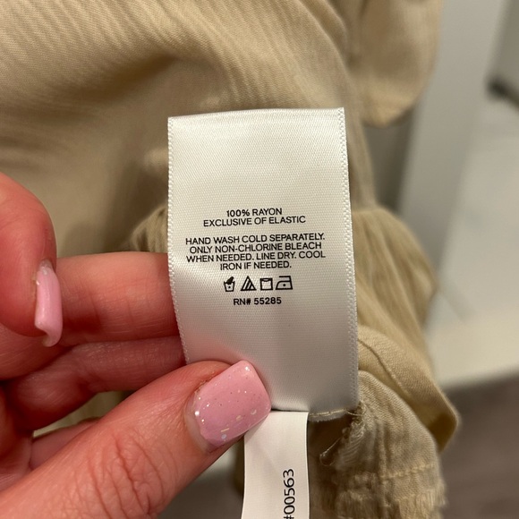 Express Tan Ruffled Off-Shoulder Blouse - Picture 3 of 4